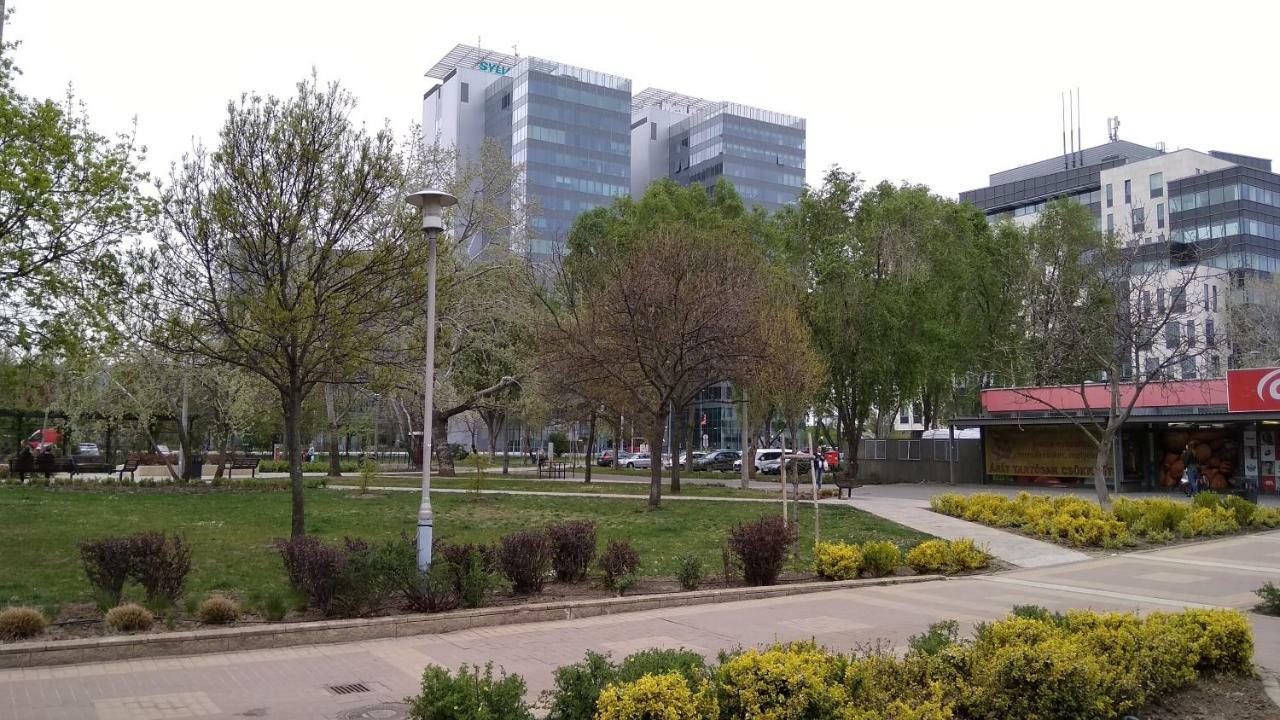 White Almond Apartment Budapeszt Zewnętrze zdjęcie